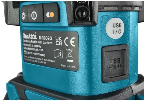 Makita MR009GZ 40V Max Li-ion XGT Radio with Lantern – Batteries and Chargers Not Included