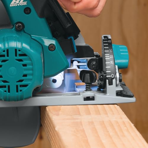 Makita DHS680Z 18V Li-Ion LXT 165mm Brushless Circular Saw - Batteries and Charger Not Included