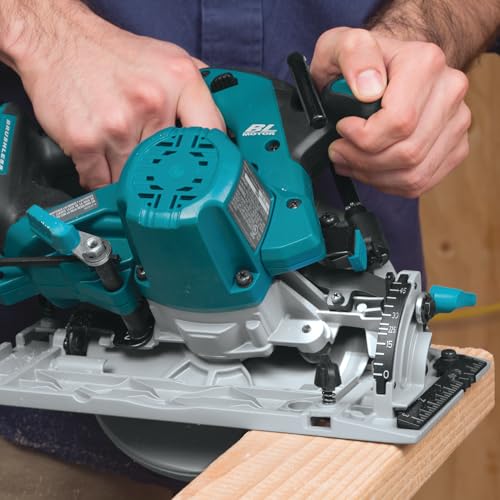 Makita DHS680Z 18V Li-Ion LXT 165mm Brushless Circular Saw - Batteries and Charger Not Included