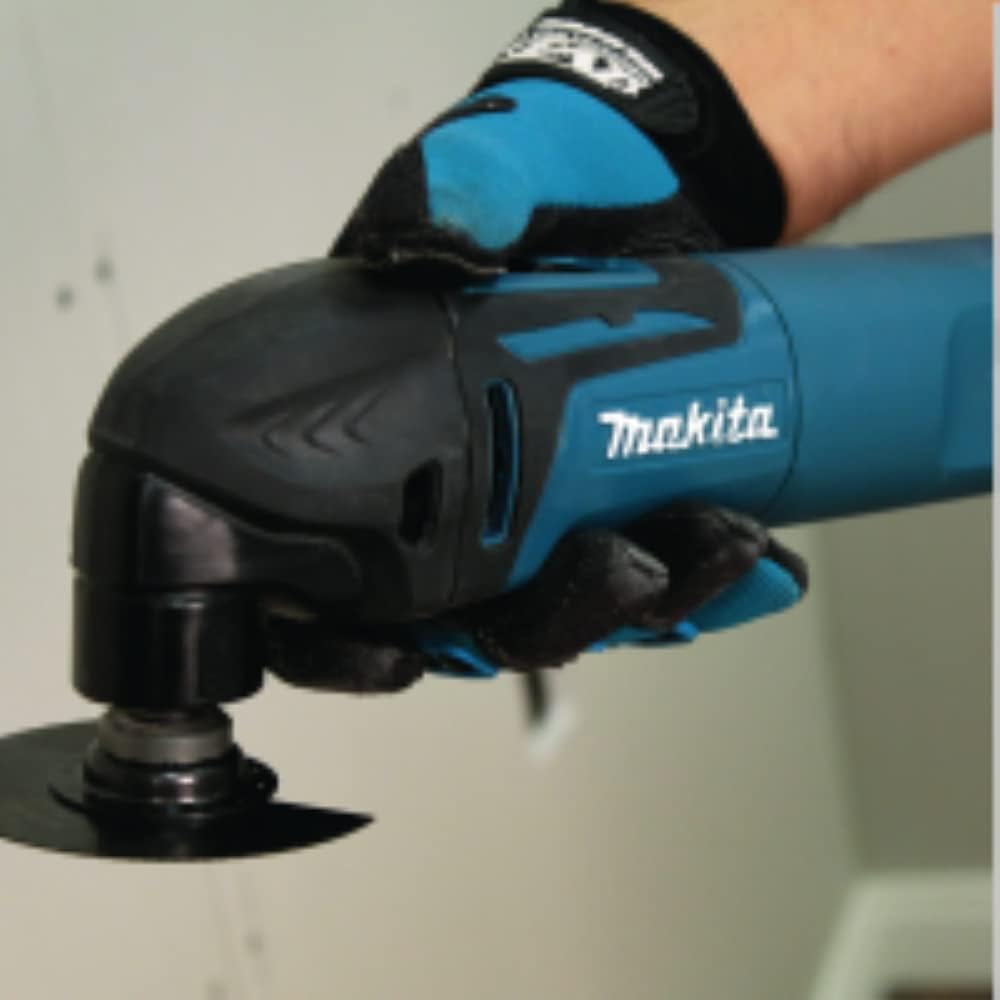 Makita TM3010CK/1 110V Multi-Tool Supplied in A Carry Case