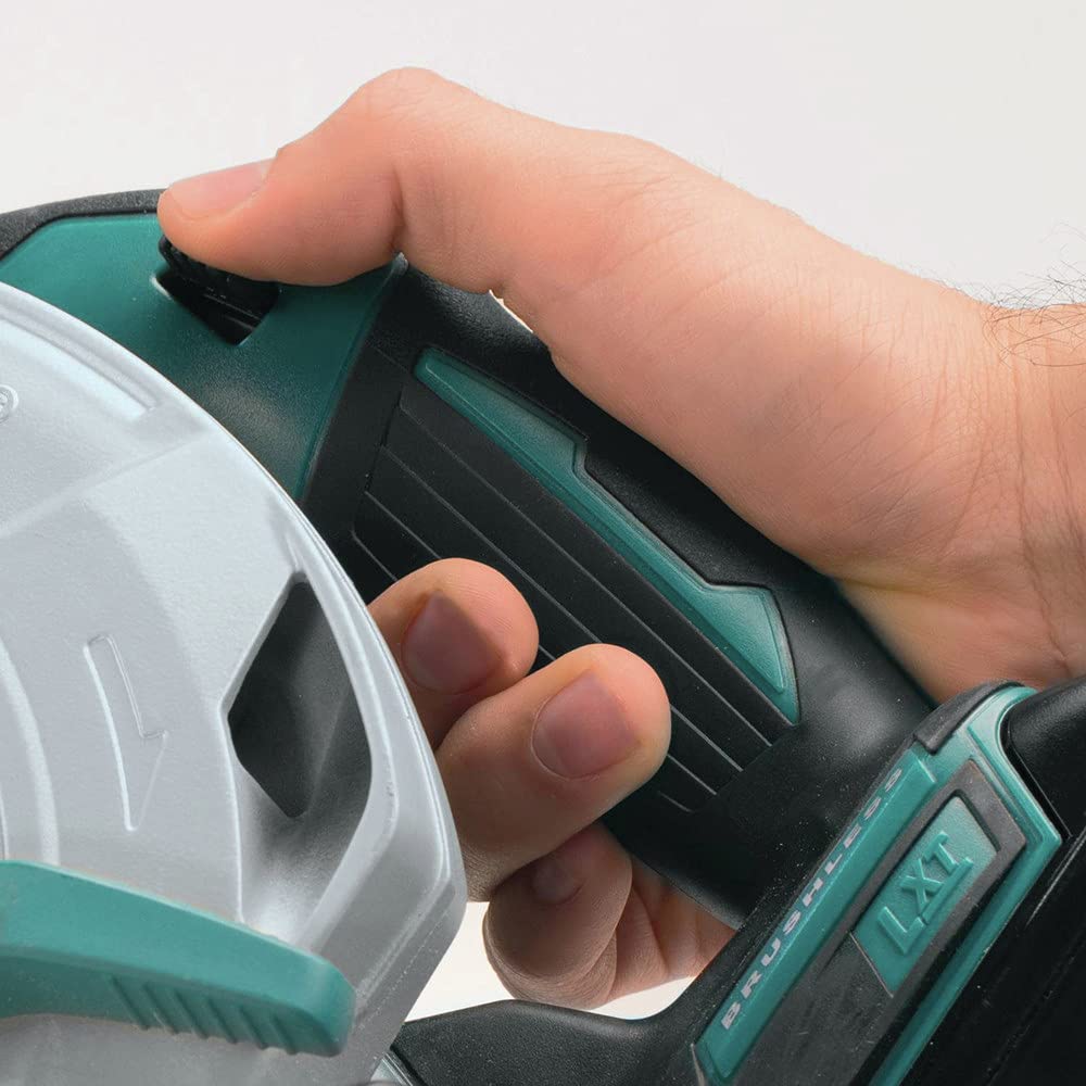 Makita XSH03Z 18V LXT Lithium-Ion Brushless Cordless 6-1/2 Circular Saw, Bare Tool Only by Makita