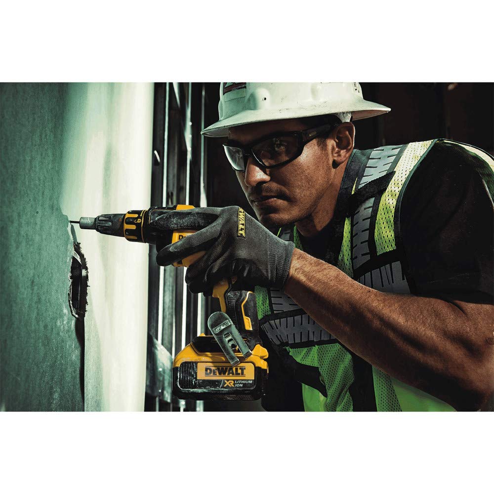 DEWALT Class 2 Heavy Duty Surveyor Vest