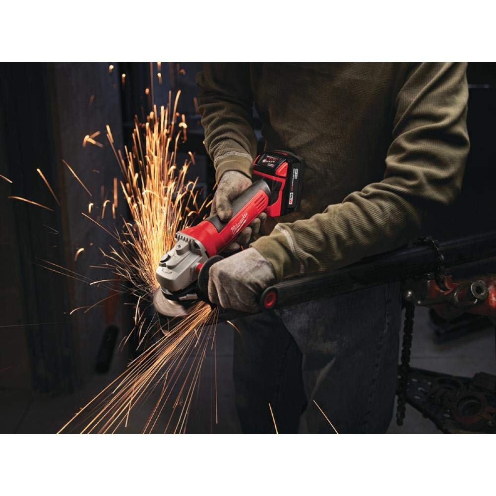 Milwaukee HD18AG402 M18 Angle Grinder with 2 x 4.0Ah Batteries