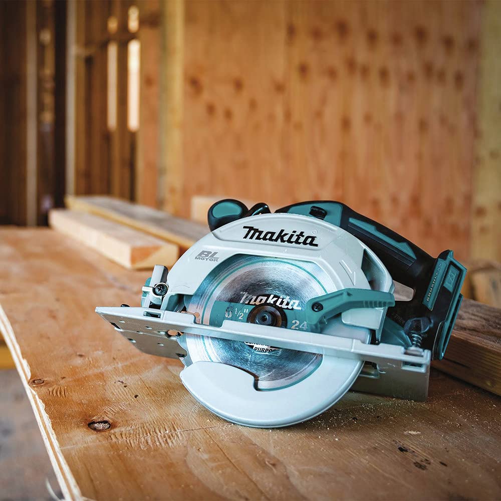 Makita XSH03Z 18V LXT Lithium-Ion Brushless Cordless 6-1/2 Circular Saw, Bare Tool Only by Makita