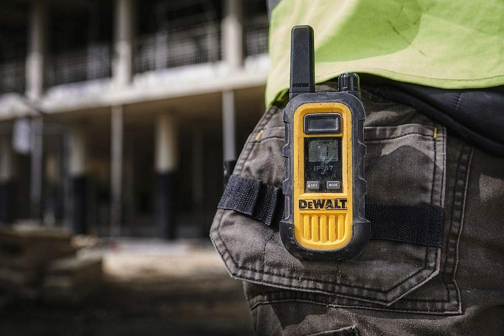 DEWALT DXPMRCH6-800 6 Port Charger for DXPMR800 Walkie Talkie Two-Way Radios - Charges 6 Walkie Talkies simultaneously