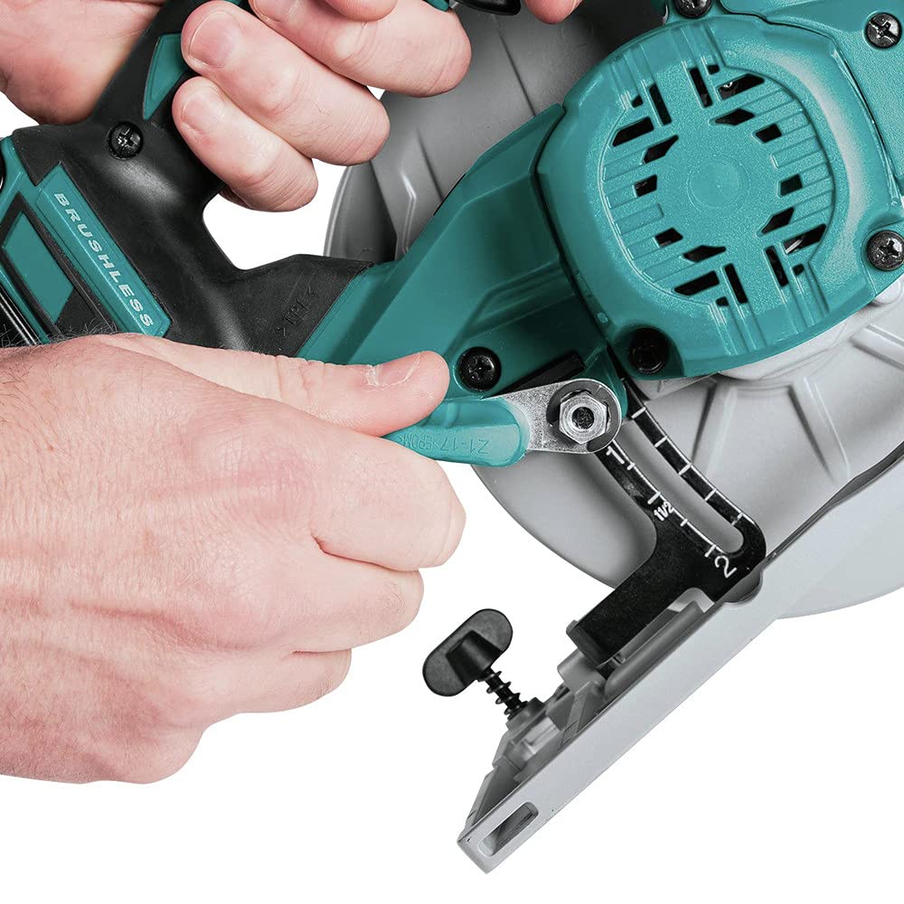 Makita XSH03Z 18V LXT Lithium-Ion Brushless Cordless 6-1/2 Circular Saw, Bare Tool Only by Makita