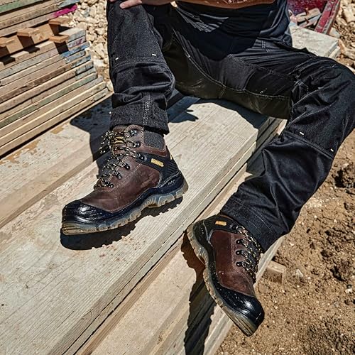 DeWalt Newark Waterproof Safety Boots