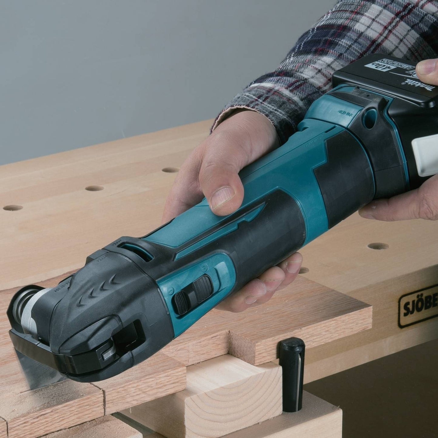 Makita XMT03Z 18V LXT Lithium-Ion Cordless Multi-Tool, Tool Only