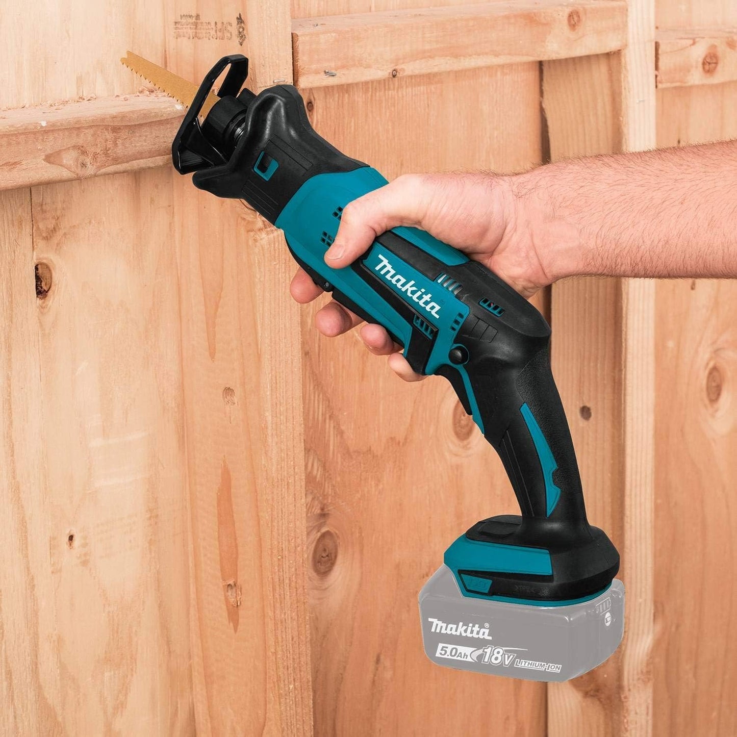 Makita XRJ01Z 18-Volt LXT Lithium-Ion Cordless Compact Reciprocating Saw (Tool Only, No Battery)