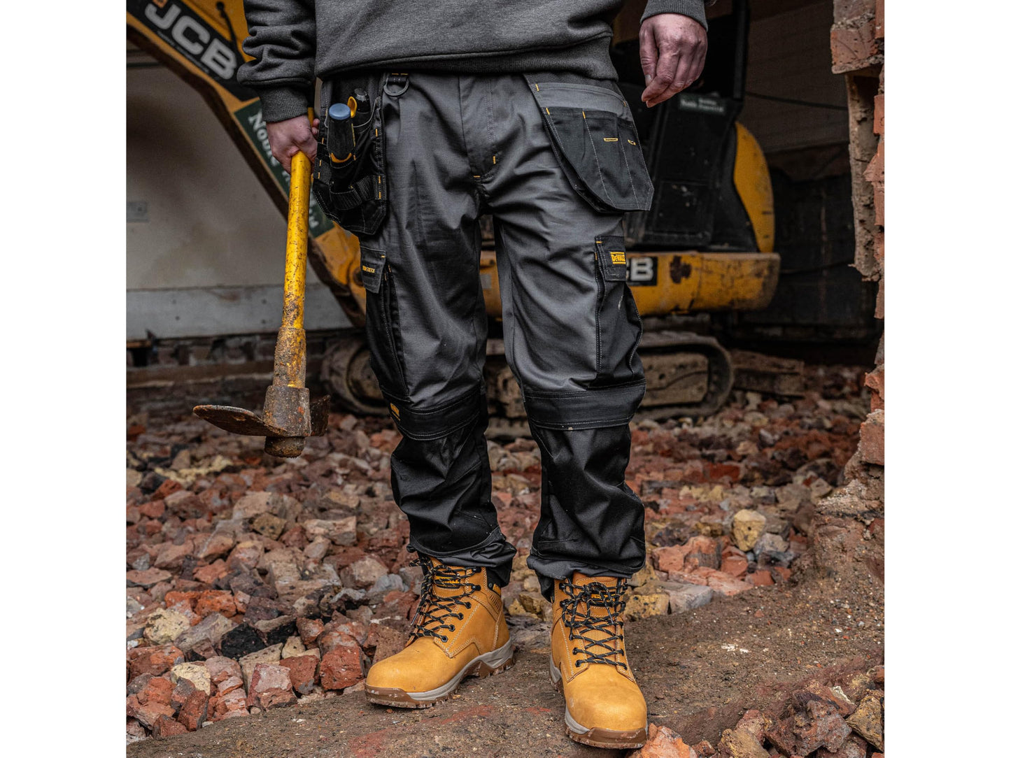 DEWALT Albany Men's Slim Fit, Pro-Stretch, Rip Stop, Holster Pocket, Work Utility Cargo Trousers