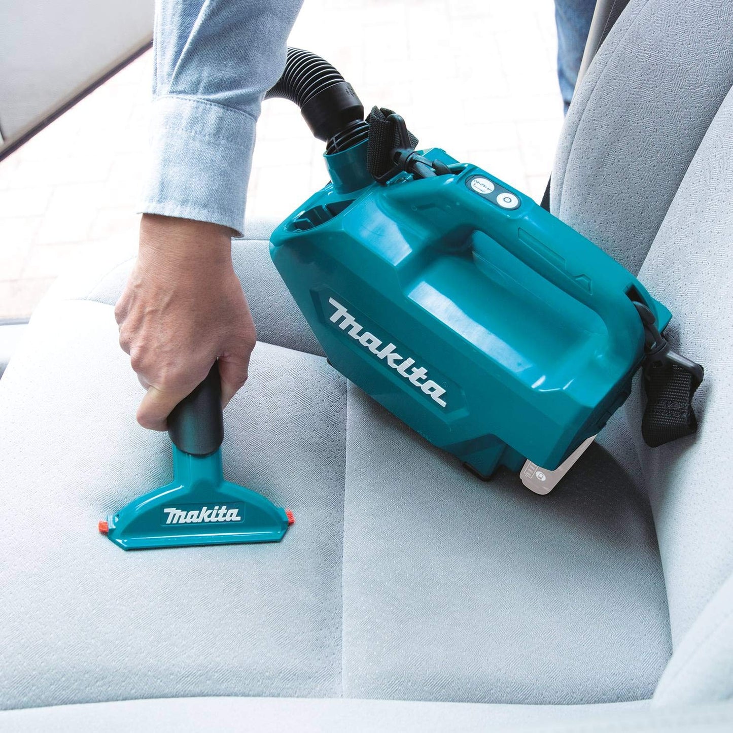 Makita LC09Z 12V max CXT Lithium-Ion Cordless Vacuum, Tool Only