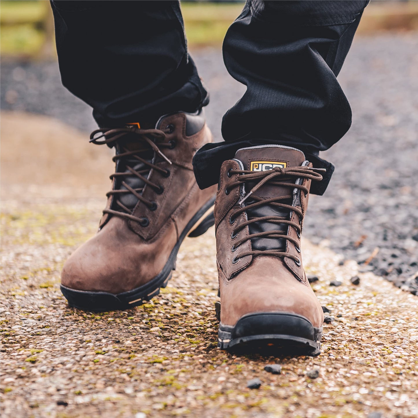 JCB - Men's Safety Boots - Workmax Chukka Work Boots - Nubuck - Durable and Protective - Ideal for Work Environments Workwear - Size 8 UK, 42 EU - Brown