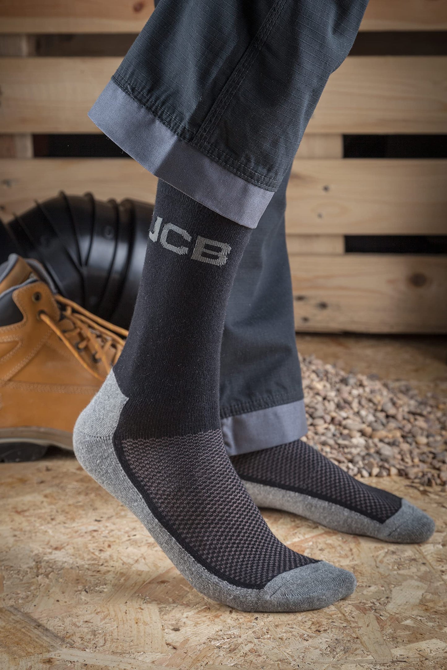 JCB Socks - Workwear Apparel Socks men's - Men's Socks - Work Socks with Added Elastane - Socks Men's - 3 Pack - Socks Multipack - Black Socks - UK 6-11, EUR 39-46