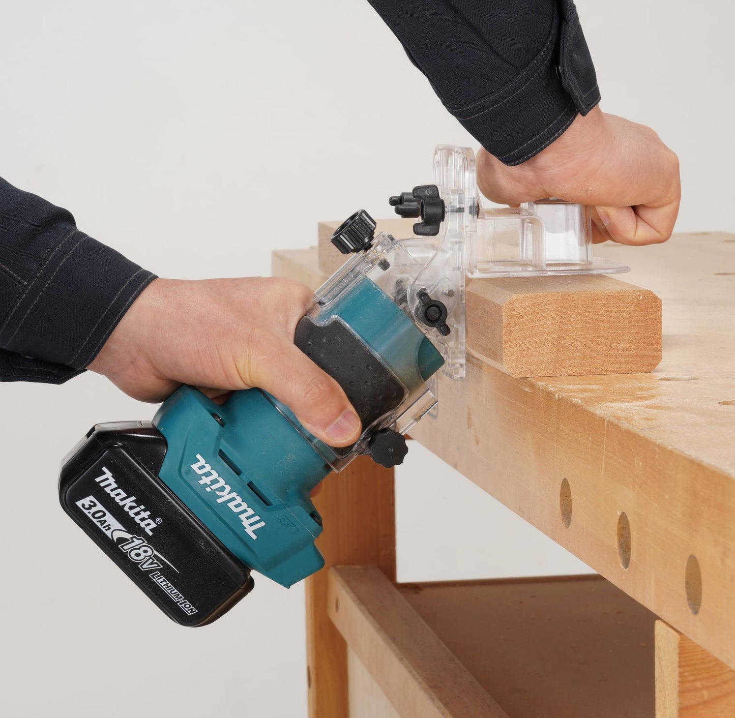 Makita DRT52Z 18V Li-ion LXT Brushless Router/Trimmer, Batteries and Charger Not Included