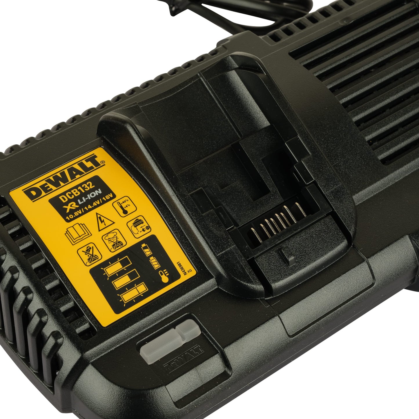 DCB132-QW - Cargador Doble XR FLEXVOLT: 54V - 18V - 14,4V - 10,8V