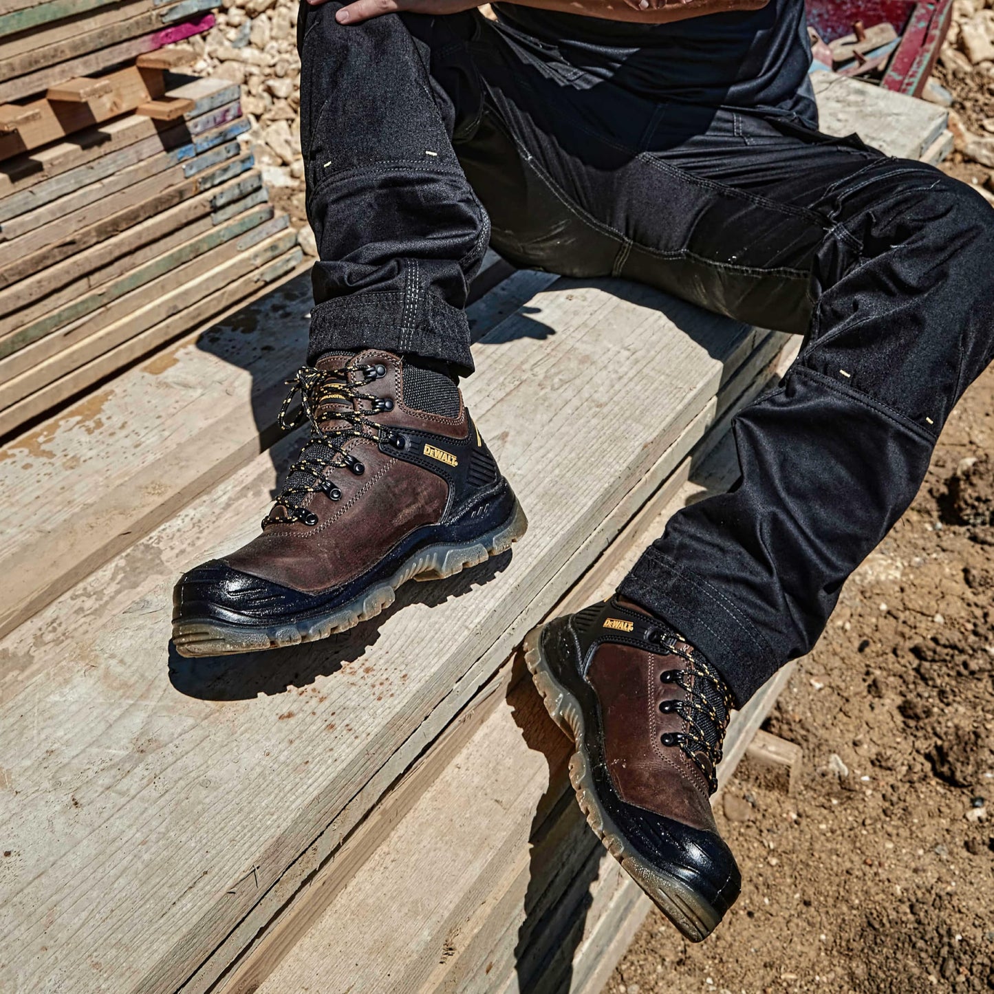 DeWalt Newark Waterproof Safety Boots